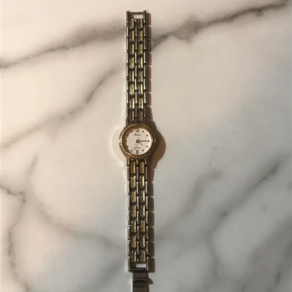 Ronica Watch‎